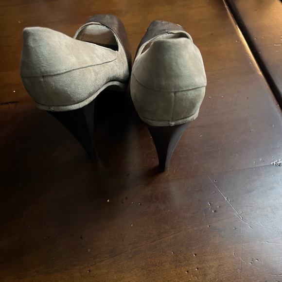 Suede with brown leather open toe heals. - Picture 2 of 3